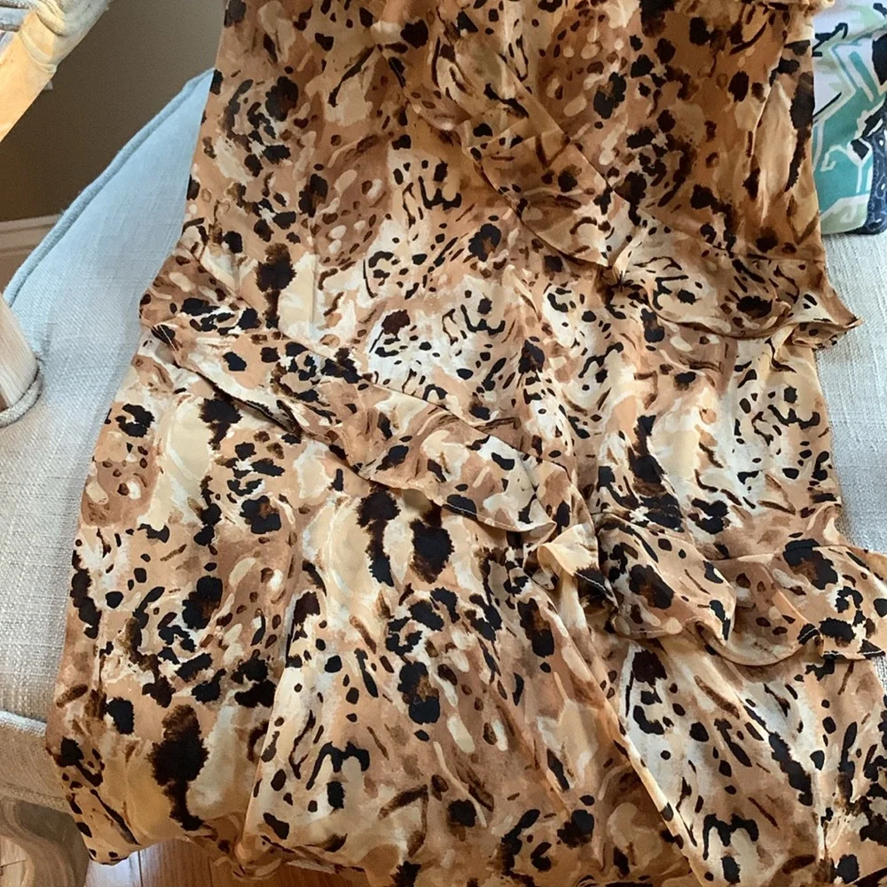 Dress - Picture 4 of 8